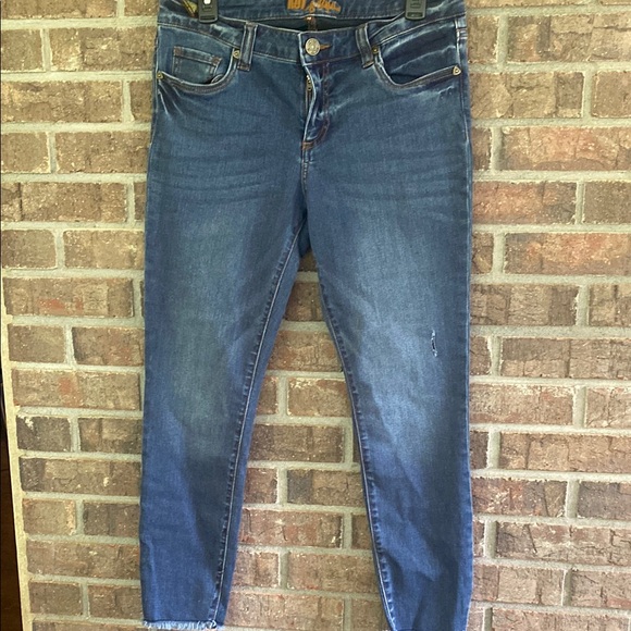 Kut from the Kloth Blue Skinny Jeans lightly Distressed frayed hem - Picture 1 of 3
